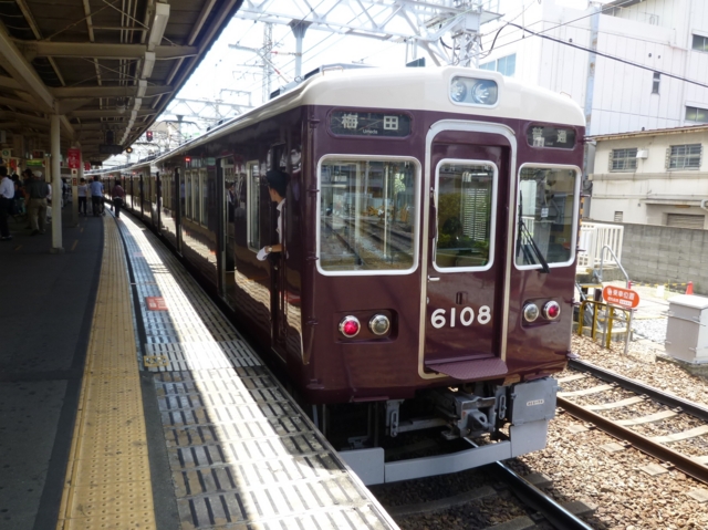 阪急6000系　阪急宝塚線普通