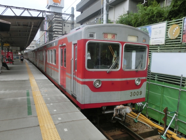 神戸電鉄3000系　回送