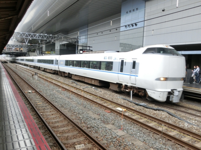 ＪＲ683系4000番代　ＪＲ東海道本線特急サンダーバード