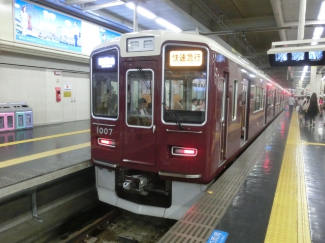 阪急1000系　阪急神戸線快速急行