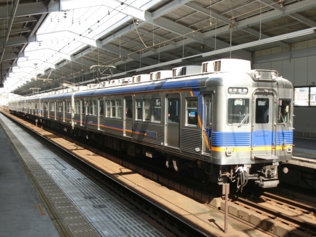 南海6000系　南海高野線各駅停車