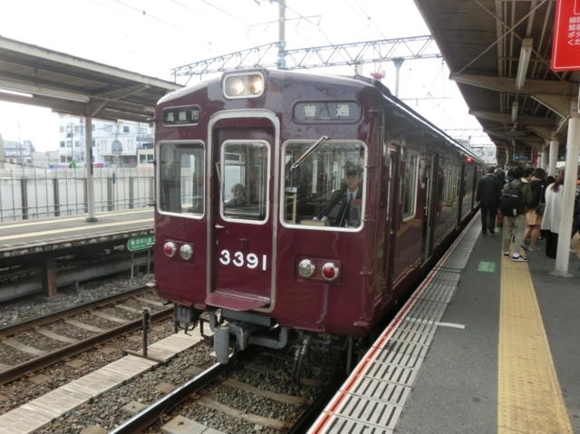 阪急3300系　阪急京都線普通