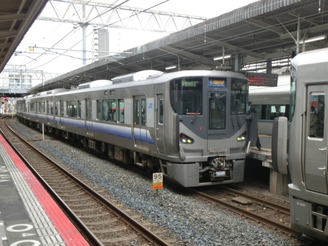 ＪＲ225系5000番代　ＪＲ関西空港線関空快速