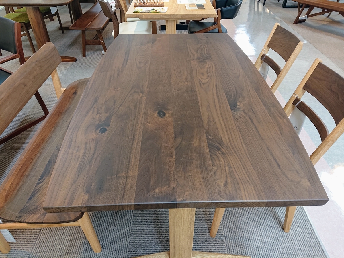 イバタインテリア 他色違い出品あり イバタインテリア ウォールナットとオーク材を組み合わせたツートン