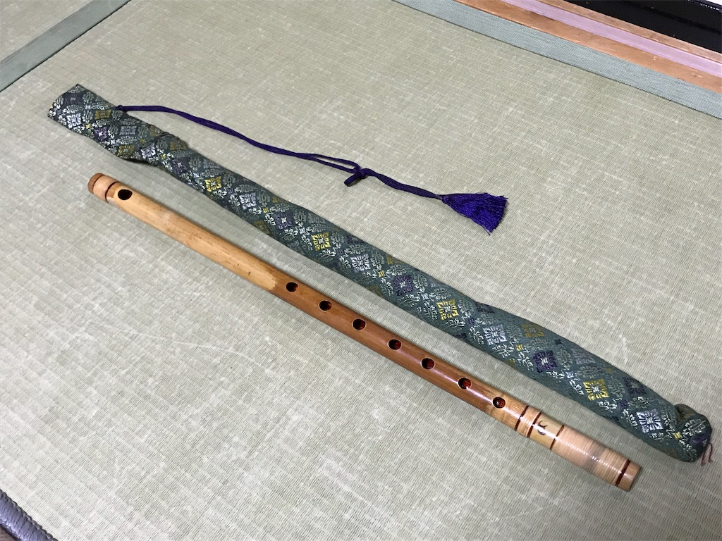 篠笛】篠笛を始めてみました。まずは構えと音出しから。 - みうけんの