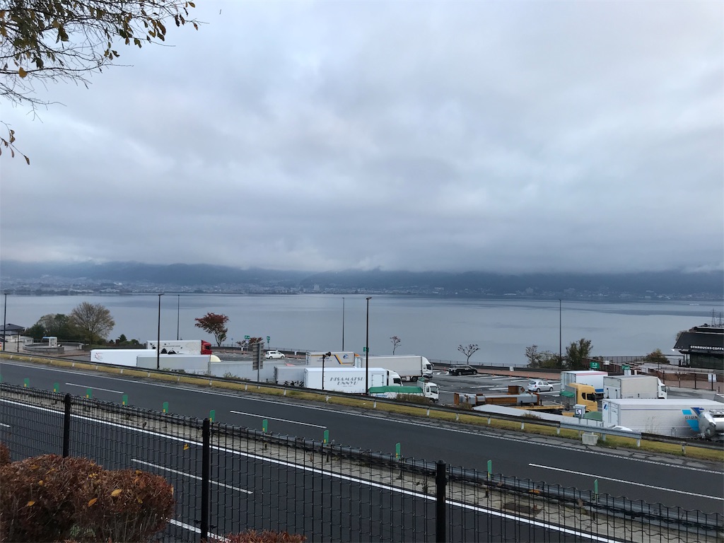 岡谷市湊方久保の 諏訪湖サービスエリア 下り線 スナックコーナー で山賊そば みうけんのヨコハマ原付紀行