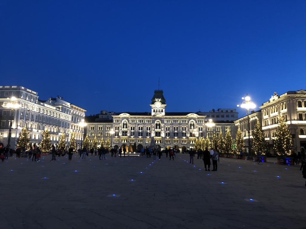 f:id:yokotrieste:20201109072736j:plain
