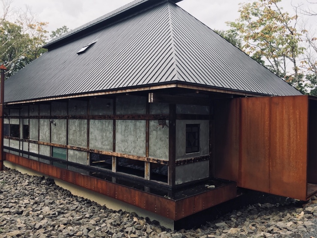 image 築150年の古民家を移築した「SOMOZA(そもざ)」