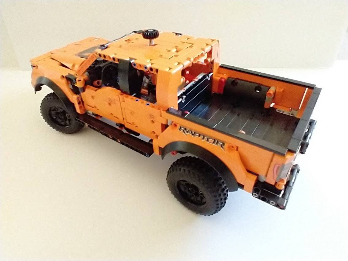 レゴ®︎テクニック42126 フォードラプター（Ford F-150 Raptor
