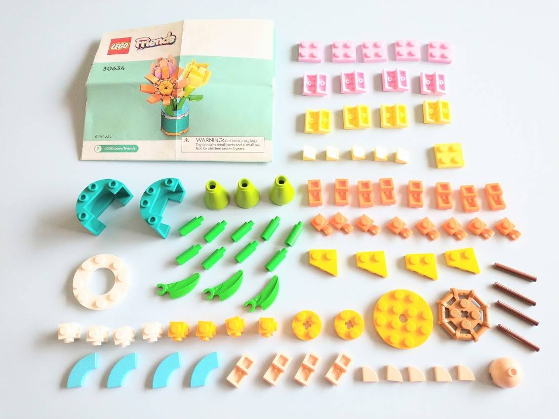 専用出品③ レゴ®︎フレンズ：LEGO®︎30634、 2023年のミニセットは、お花が