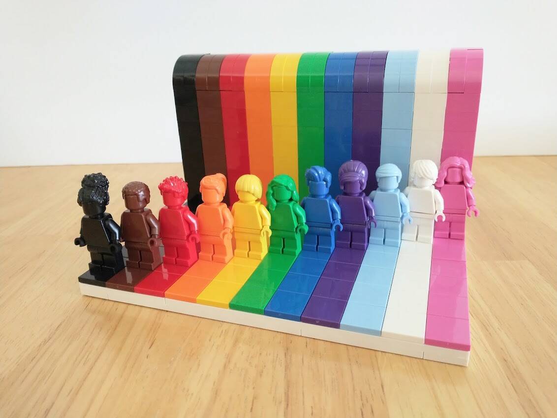 LEGO®︎”Everyone is Awesome” 40516。みんなサイコー！！ミニフィグ