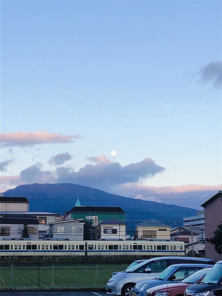 f:id:yomechang:20201102111741j:plain f:id:yomechang:20201102111741j:plain