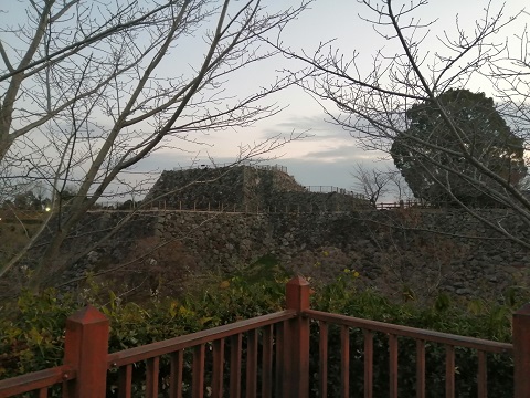 f:id:yomumirukaku:20220104065211j:plain
