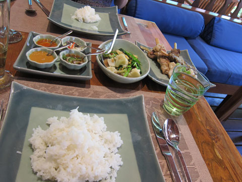 f:id:yomumirutaberu:20170121121513j:plain f:id:yomumirutaberu:20170121121513j:plain