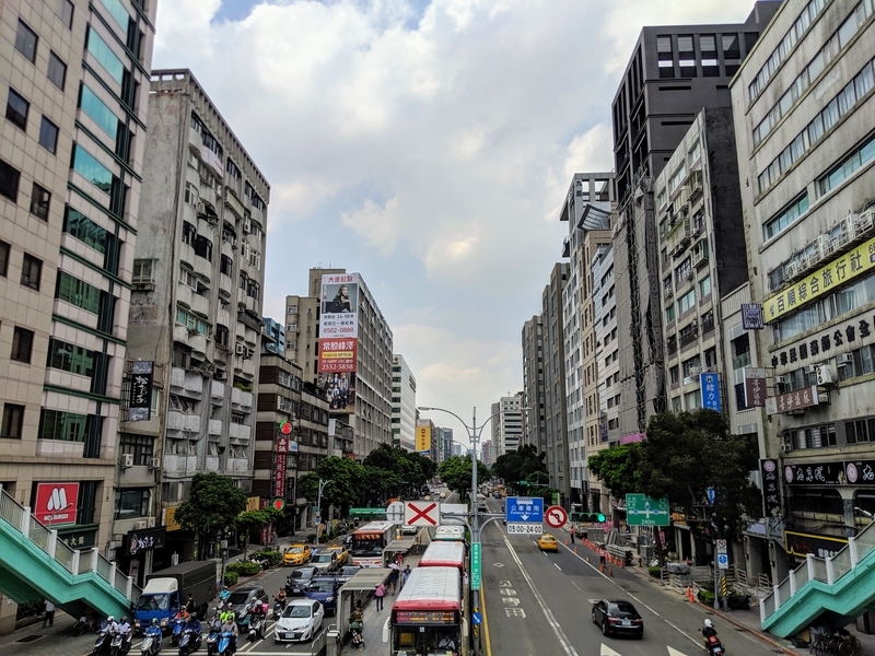 台北の道路