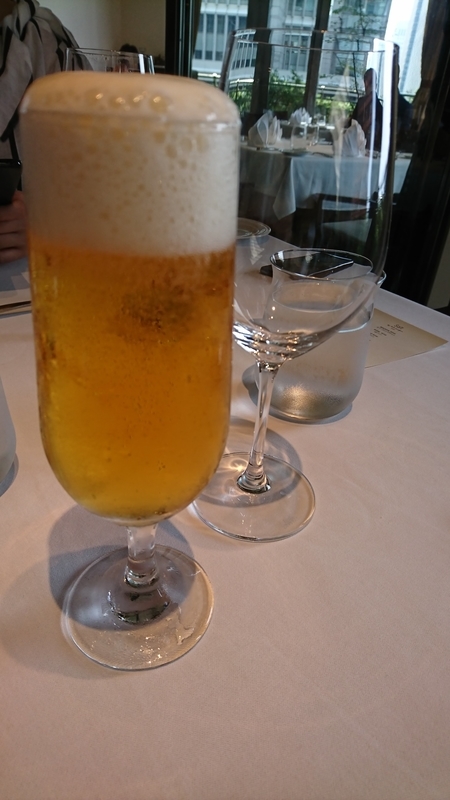 ビールで乾杯