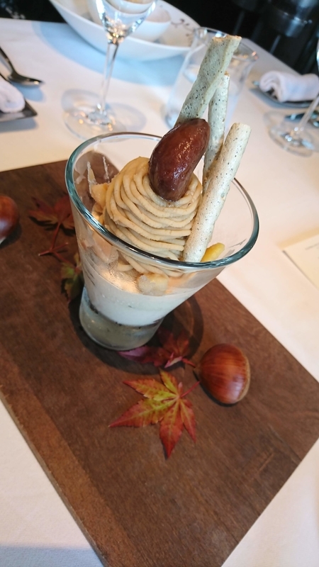 モンブランっぽいパフェ