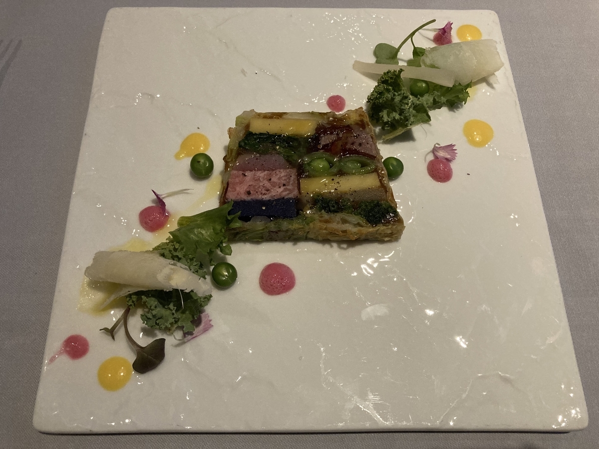 あか牛、プレッセ、サザンタワーダイニング、新鮮野菜