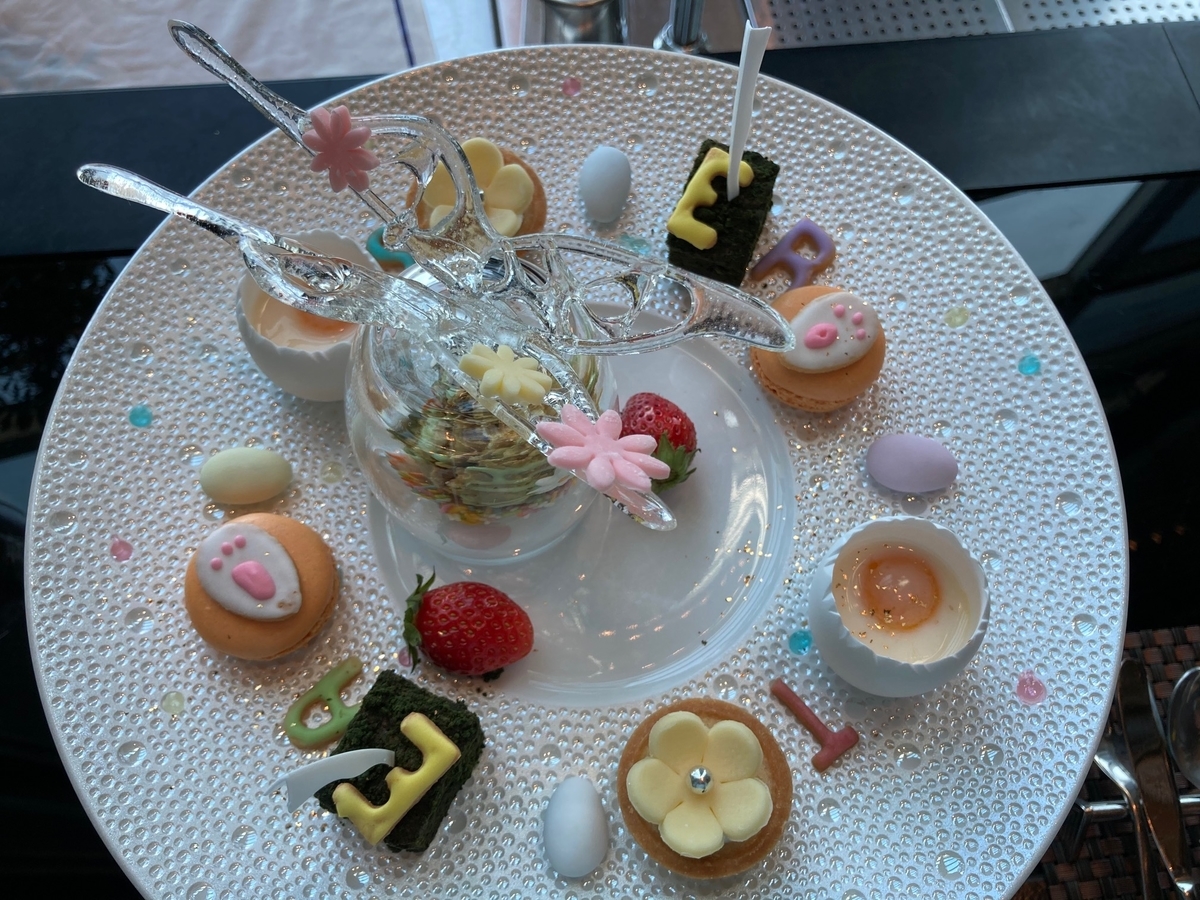 ライスチョコクリスピ－・クレームブリュレ ・アプリコットマカロン・チーズエッグタルト・チョコレートブラウニー・アーモンドドラジェ