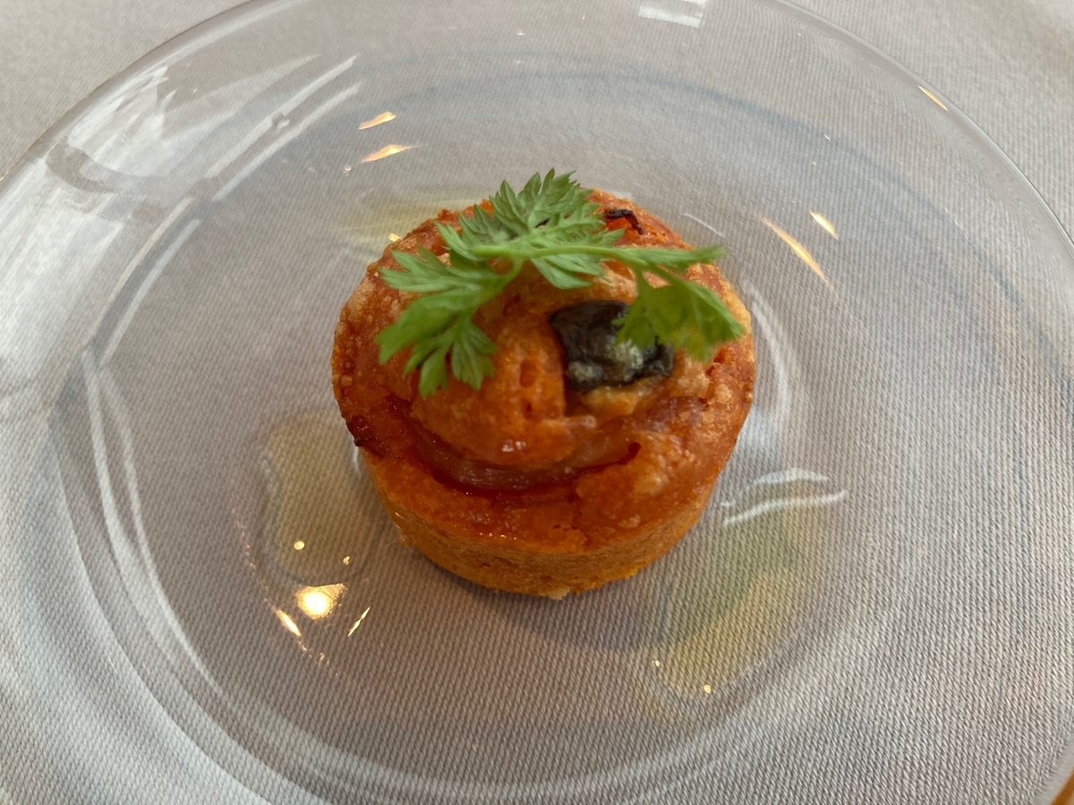 トマト、マフィン、アミューズ