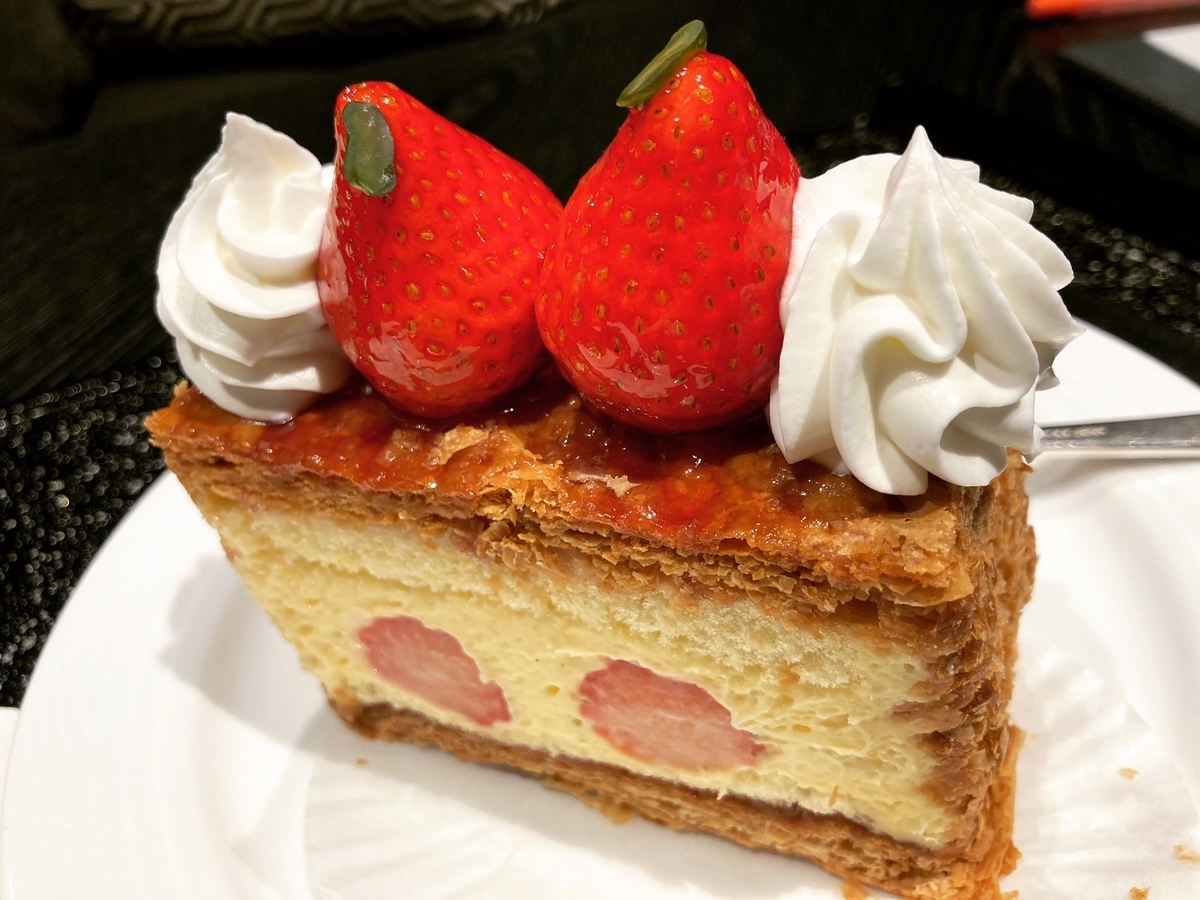 ナポレオンパイ、SATSUKI ､ニューオータニ、ルームサービス