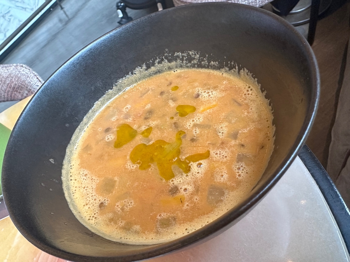 本日のスープ、レンズ豆のスープ