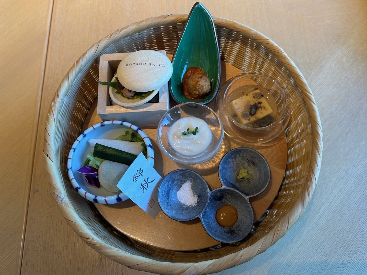 前菜、花籠、最中、すり流し