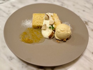 シフォンケーキ、デザート、蜂蜜、アイスクリーム