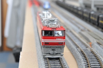 TOMIX EH800形電気機関車＋KATO コンテナ貨車の入線 - yorokinoko