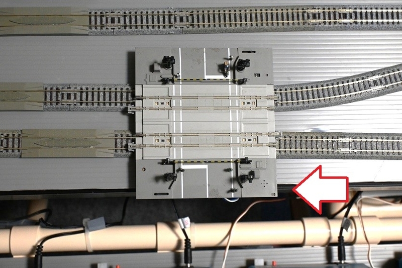Nゲージ固定レイアウト、KATO 自動踏切セットを設置 - yorokinoko