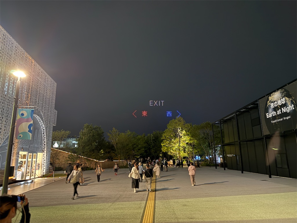 夜のドローンを見るなら21時までにリングの上に上がる
