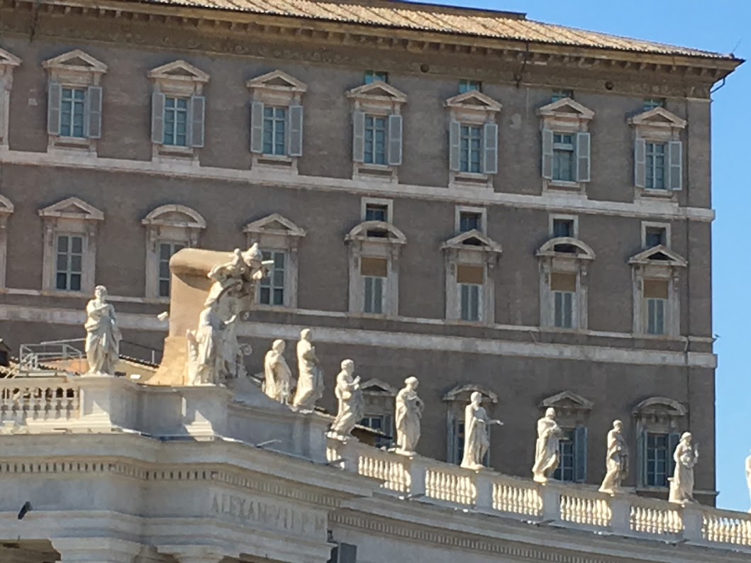 イタリア旅行記 ４ バチカン 人が溢れ シレンツィオでない システィーナ礼拝堂で見た 最後の審判 川瀬芳広のブログ 音楽を奏で 美術と歴史に触れる旅行を楽しみ 科学技術の将来を考える そんな たし算の時間 を生きていこう