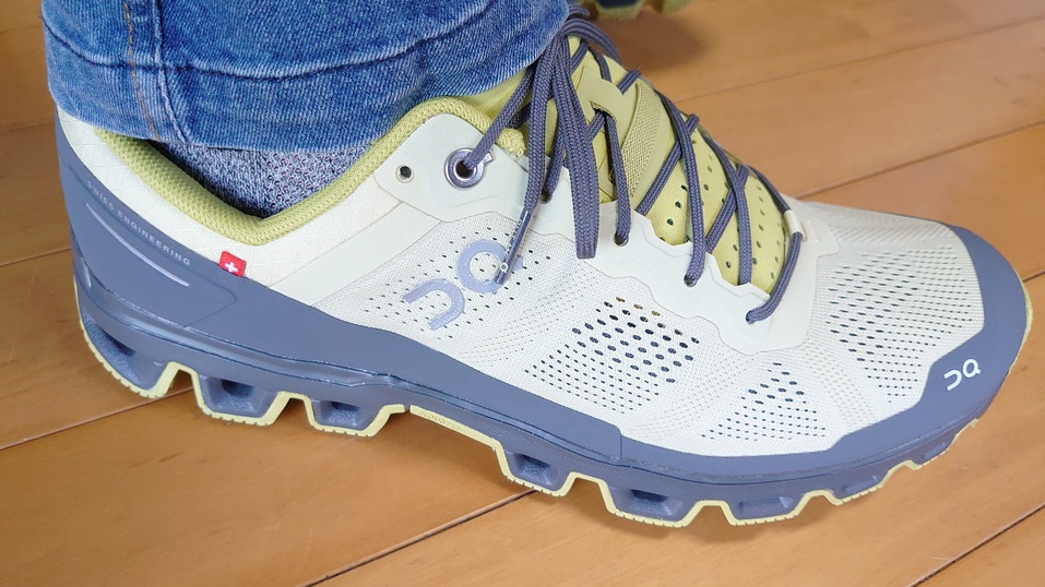 Onのトレイルランニングシューズ クラウドベンチャー を導入 トライアスリート屋根屋 四代目屋根誠 竹内のブログ