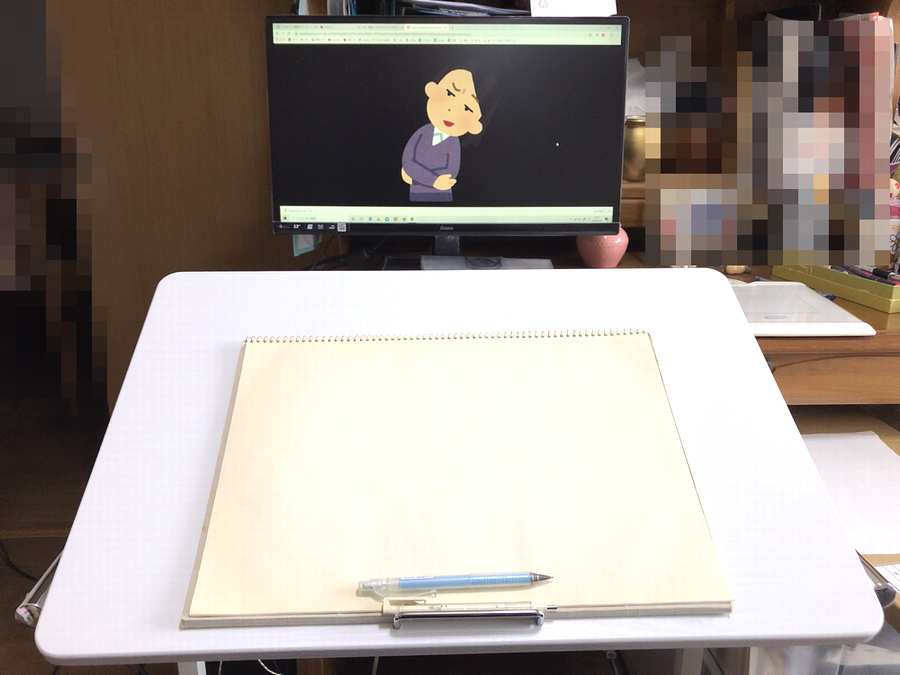 机の奥行を拡張するためのテーブル9