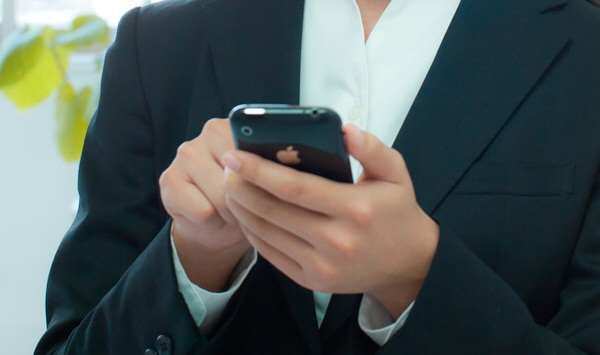 iPhone：着信拒否を設定をして勧誘電話をブロックしよう！ タイトル画像