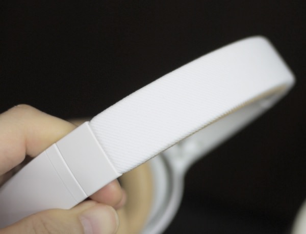 QuietComfort 25　ヘッドレスト部分