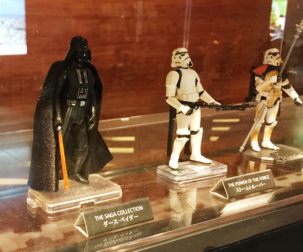 ベイダー卿とストームトルーパー、サンドトルーパーの3.5インチフィギュア