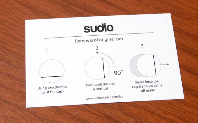 ヘッドフォンキャップの交換方法