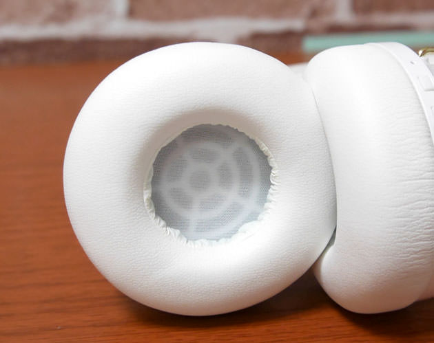 耳当て部分　丁度良いホールド感