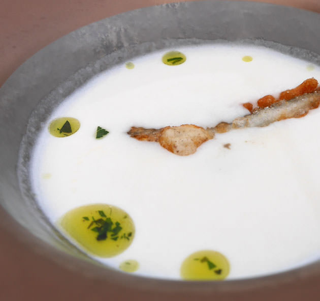 鮎の苦みが美味しい