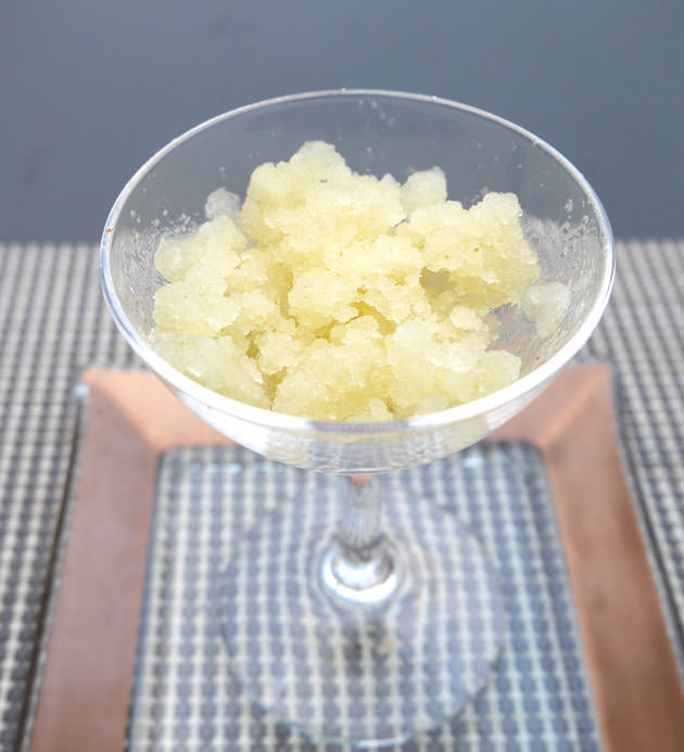 リンゴのシャーベット（グラニテ）