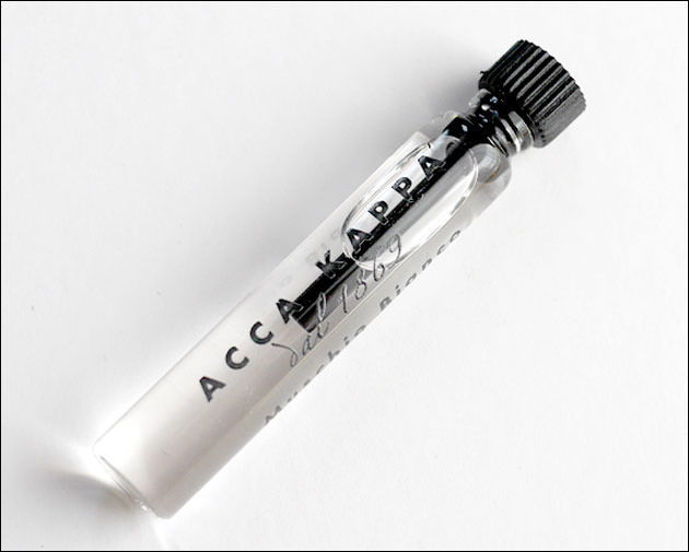 ホワイトモス
オードパルファン サンプル容器　拡大画像