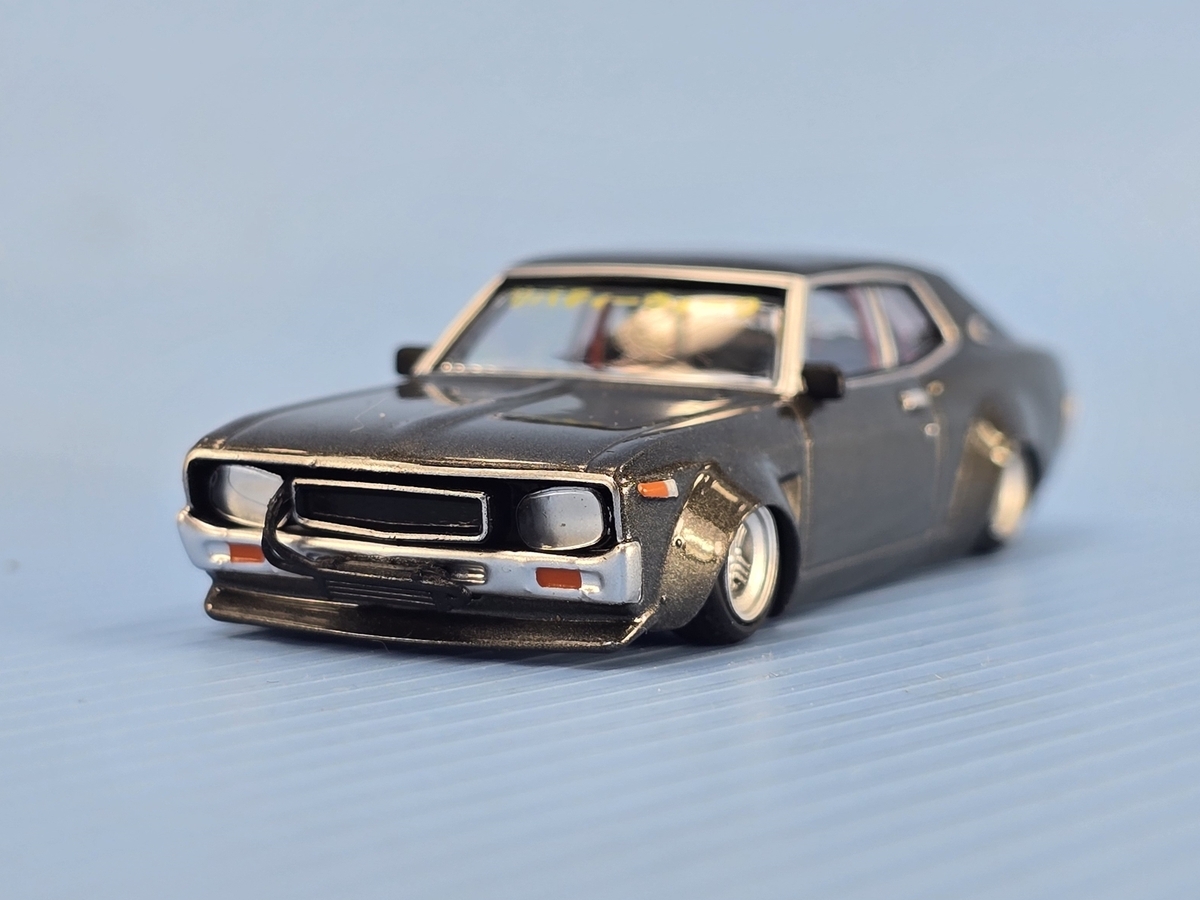 LBワークス 130ローレル 1973年式(C130)1：ブラック アオシマ
