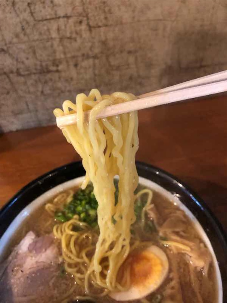 秋田ラーメン 横手の幸 Kou 夜中も営業 ビジネス終わりにどうぞ 革靴と料理とラーメンと
