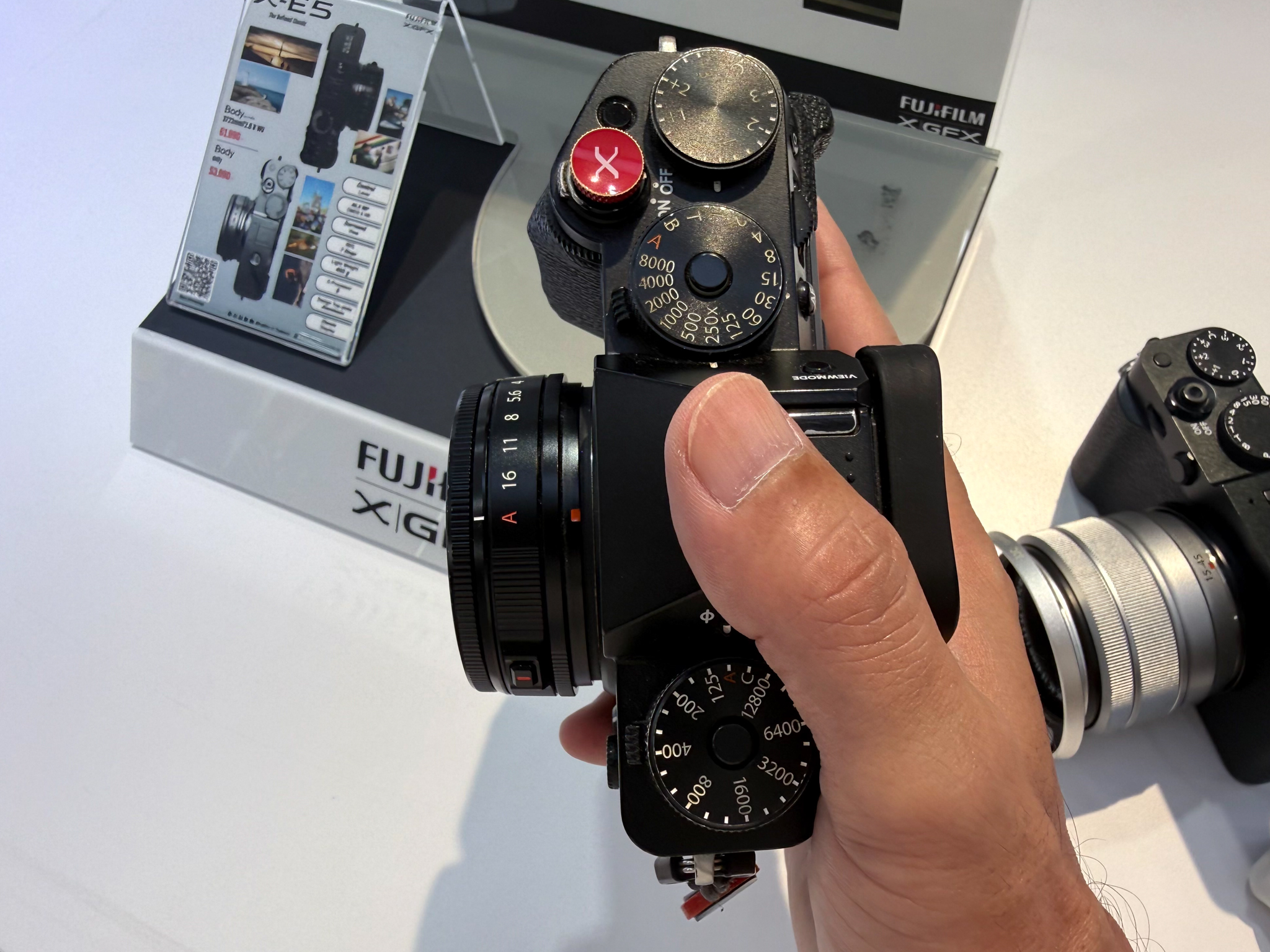 気になるモノ】フジのパンケーキレンズ 23mmだったり、27mmだったり