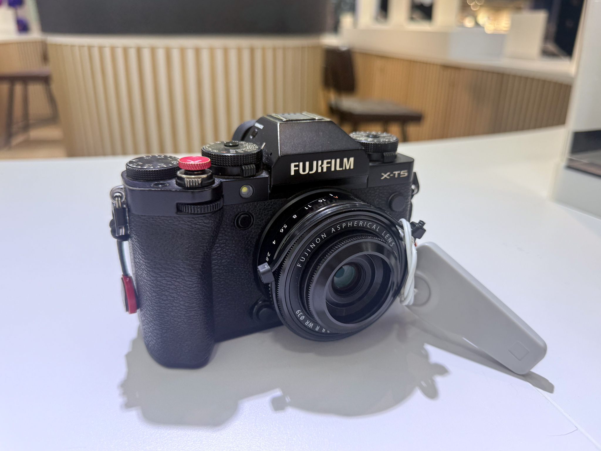 気になるモノ】フジのパンケーキレンズ 23mmだったり、27mmだったり