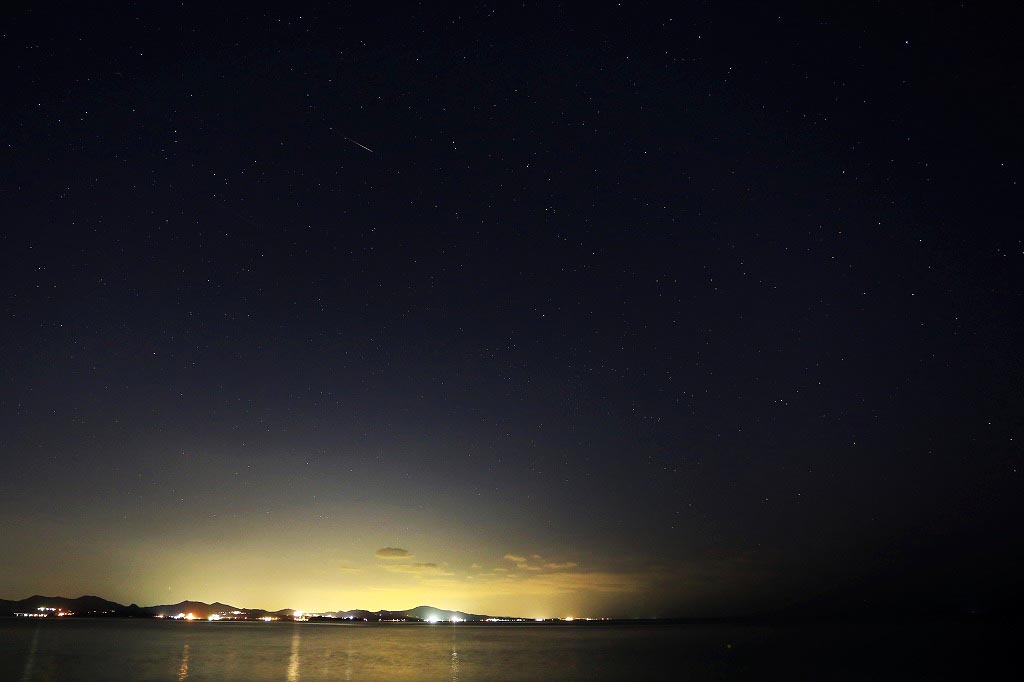 沖縄「オクマプライベートビーチ＆リゾート」の夏の夜空