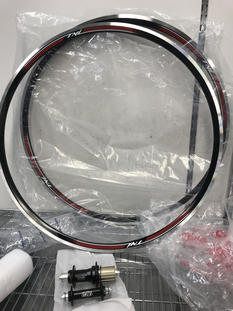 【新品】TNI AL22 + ノバテックハブ 軽量手組ホイール オリジナル軽量アルミホイールAL22 | overwheel | よみうり