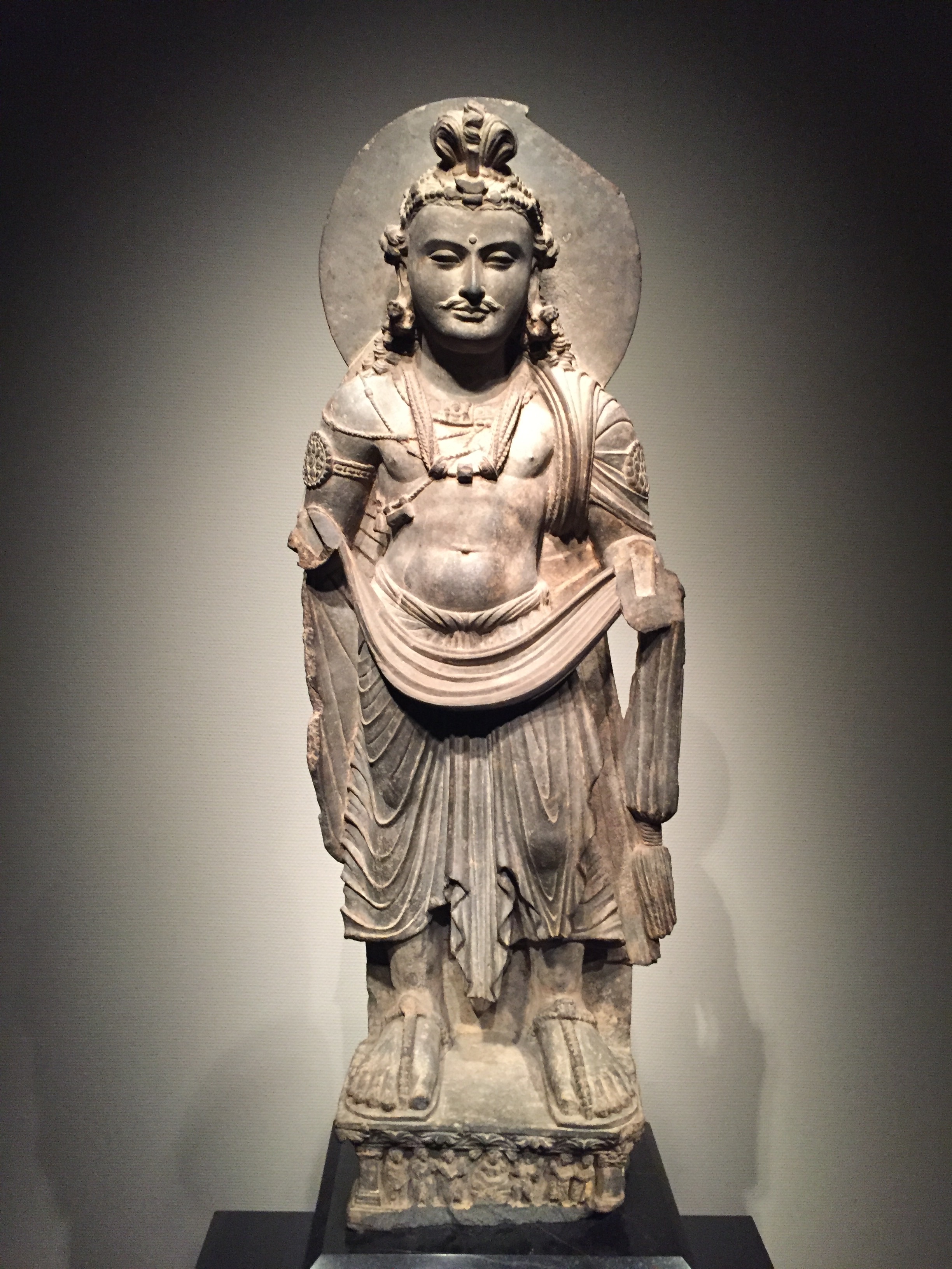 ガンダーラ美術　1600年前の仏教彫刻の　を精巧に再現した仏頭カラチ国立博物館蔵 ガンダーラ美術 1600年前の仏教彫刻の を精巧に再現した仏頭