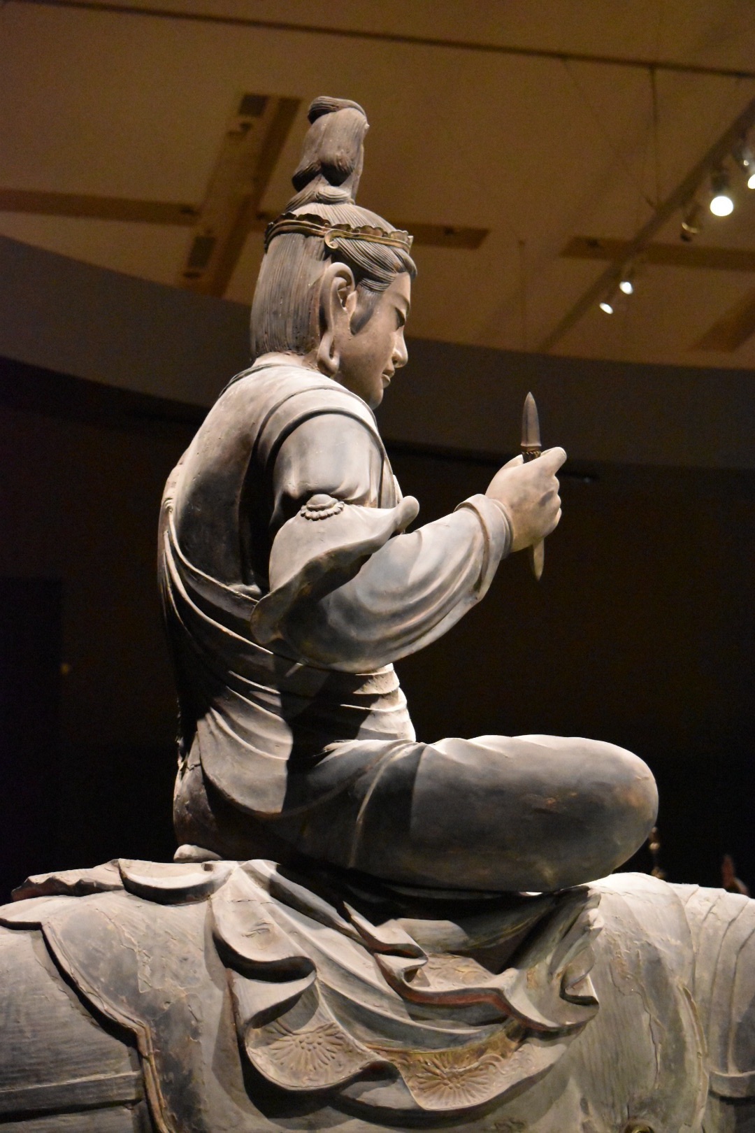 東寺展 帝釈天騎象像 東京国立博物館 日本一のイケメン仏像を激写 H Kikuchi Net 東寺展 帝釈天騎象像 東京国立博物館 日本一のイケメン仏像を激写 H Kikuchi Net
